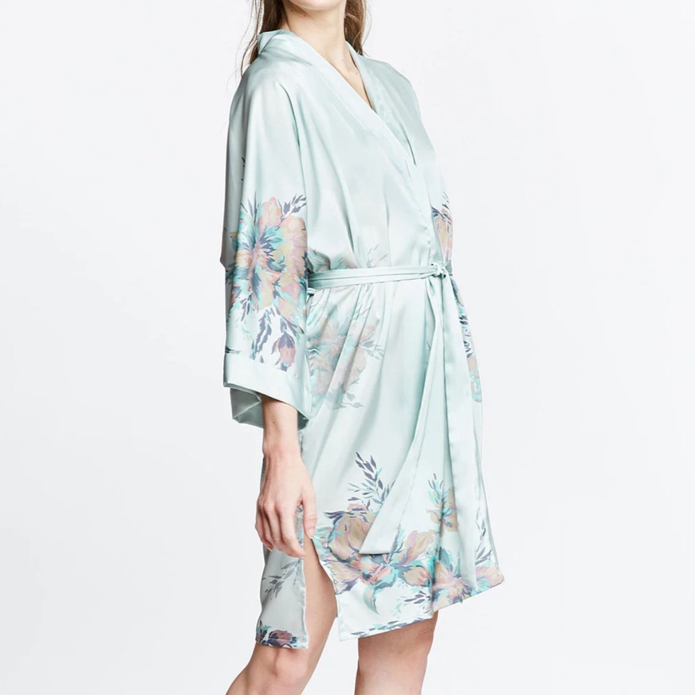 KIM+ONO Short Kimono Robe - Pearl Blue